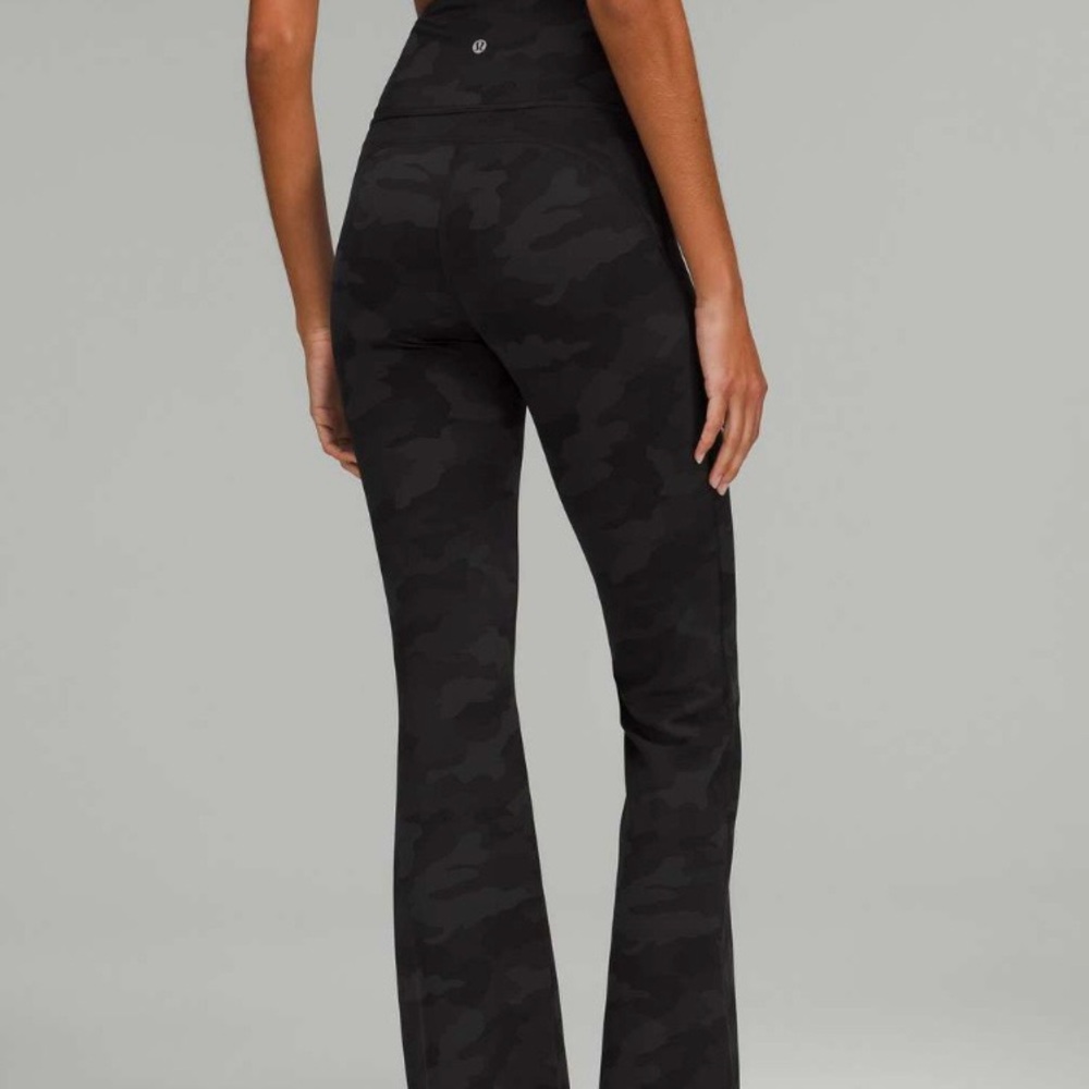 Lululemon Groove Super-High-Rise Flared Pant *Nulu